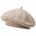 Berretto basco in maglia beige taglia unica - motivo a trecce stile classico